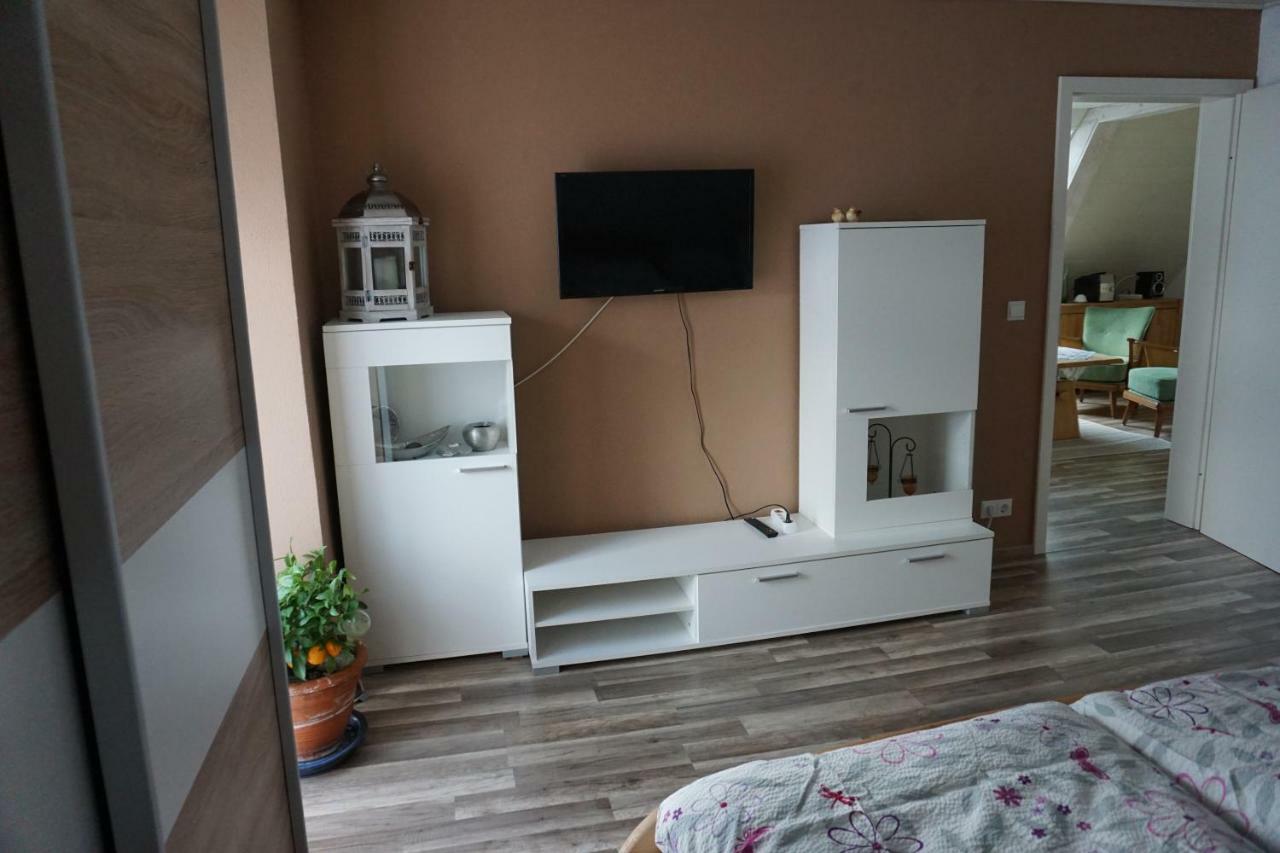 Fewo Jule Thaleischweiler-Froschen Dış mekan fotoğraf